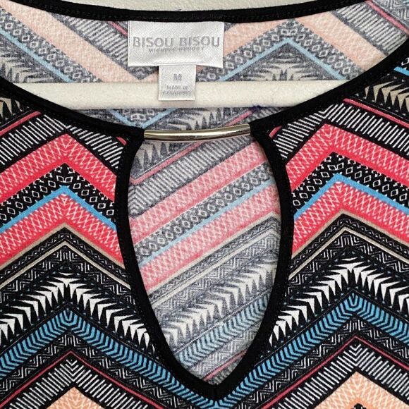 BISOU Dress Size Medium - Picture 2 of 5